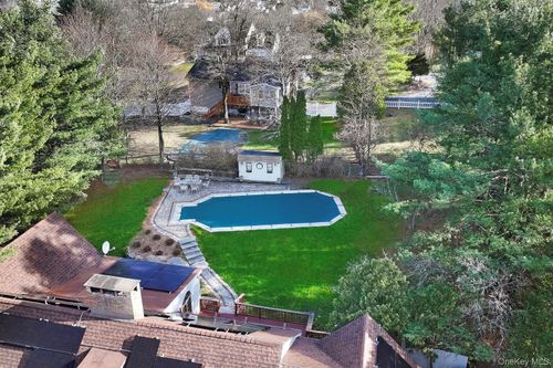 14 Lincoln Ter, Middletown, NY, 10940-4641 | Card Image