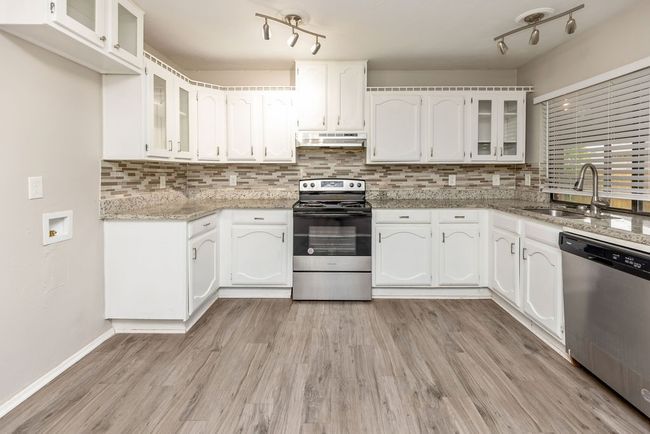 745 Cambridge Dr, House other with 3 bedrooms, 2 bathrooms and null parking in Plano TX | Image 8