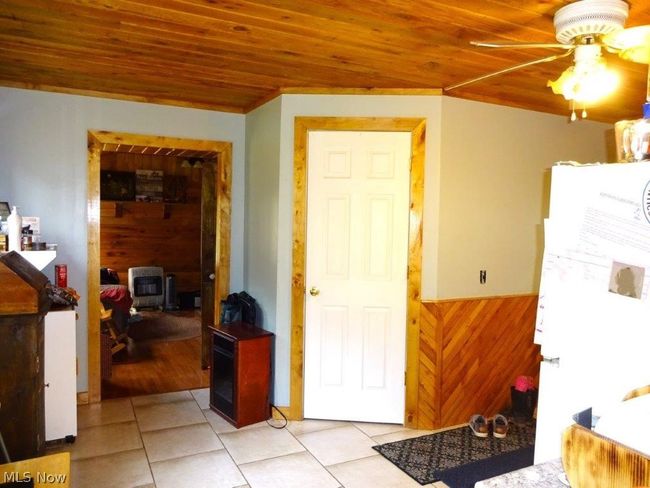 14479 Elk River Rd, House other with 2 bedrooms, 2 bathrooms and null parking in Duck WV | Image 18