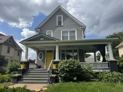 2322 E 11th St, Davenport, IA, 52803-3701 | Card Image