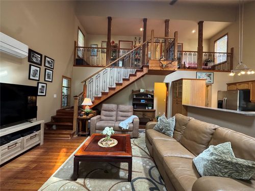 714 Charter Rd, Mayne Island, BC, V0N2J1 | Card Image