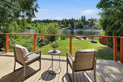 5620 Halls Lake Way, Lynnwood, WA, 98036 | Card Image