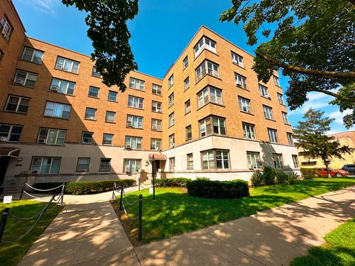 311-2606 W Balmoral Ave, Chicago, IL, 60625-3174 | Card Image