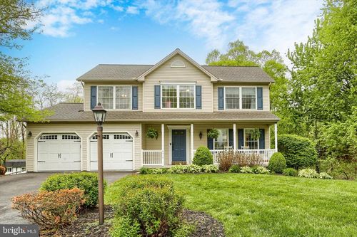 6319 Valleybrook Dr, MECHANICSBURG, PA, 17050-7301 | Card Image