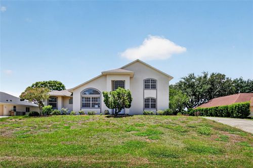 12608 Lake Ridge Cir, Clermont, FL, 34711-7662 | Card Image