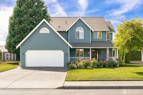 913 N Pine Ct, Lynden, WA, 98264-9774 | Card Image