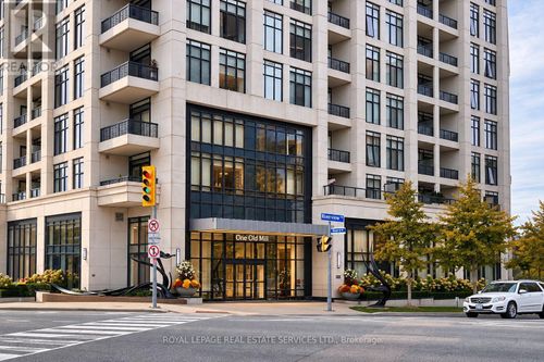 901-1 Old Mill Dr, Toronto, ON, M6S0A1 | Card Image