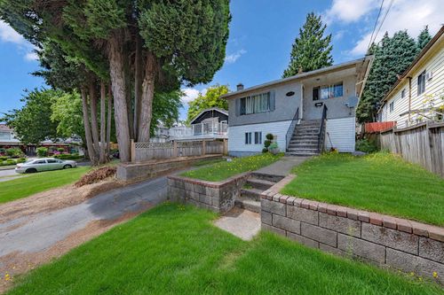 4987 Hoy St, Vancouver, BC, V5R4N6 | Card Image