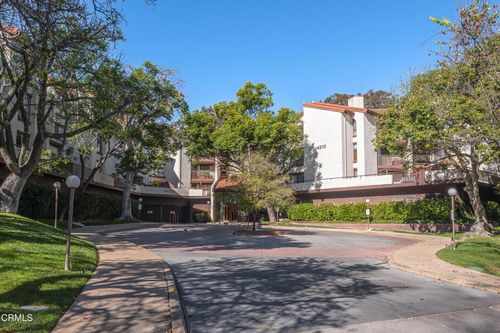 301-4210 Via Arbolada, Los Angeles, CA, 90042 | Card Image