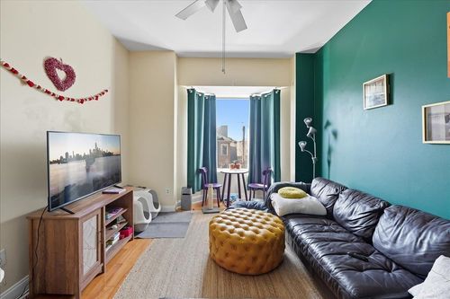 3023l-100 Leonard St, Jersey City, NJ, 07307-3107 | Card Image