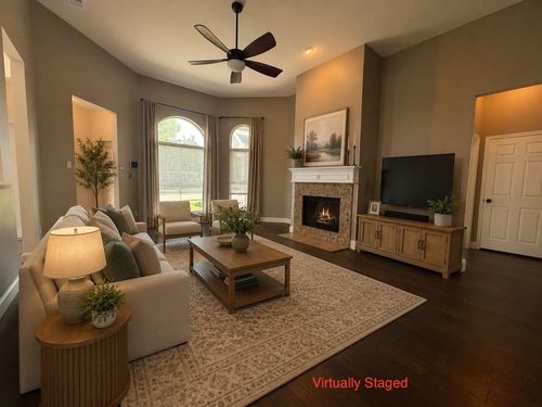 109 Peregrine Dr, Mckinney, TX, 75072-5828 | Card Image