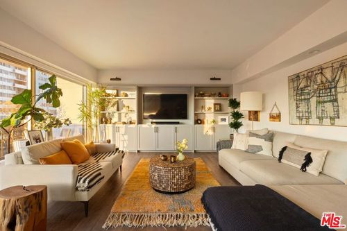 7e-10450 Wilshire Blvd, Los Angeles, CA, 90024 | Card Image