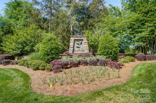 10629 Island Point Rd, Charlotte, NC, 28278-6840 | Card Image