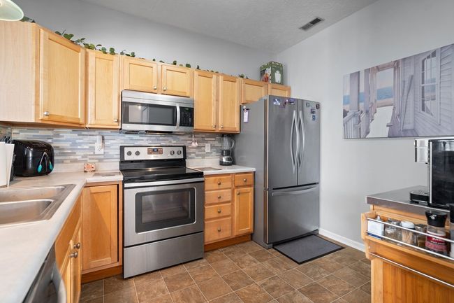 5453 Nighthawk Way, Condo with 3 bedrooms, 3 bathrooms and null parking in Indianapolis IN | Image 14