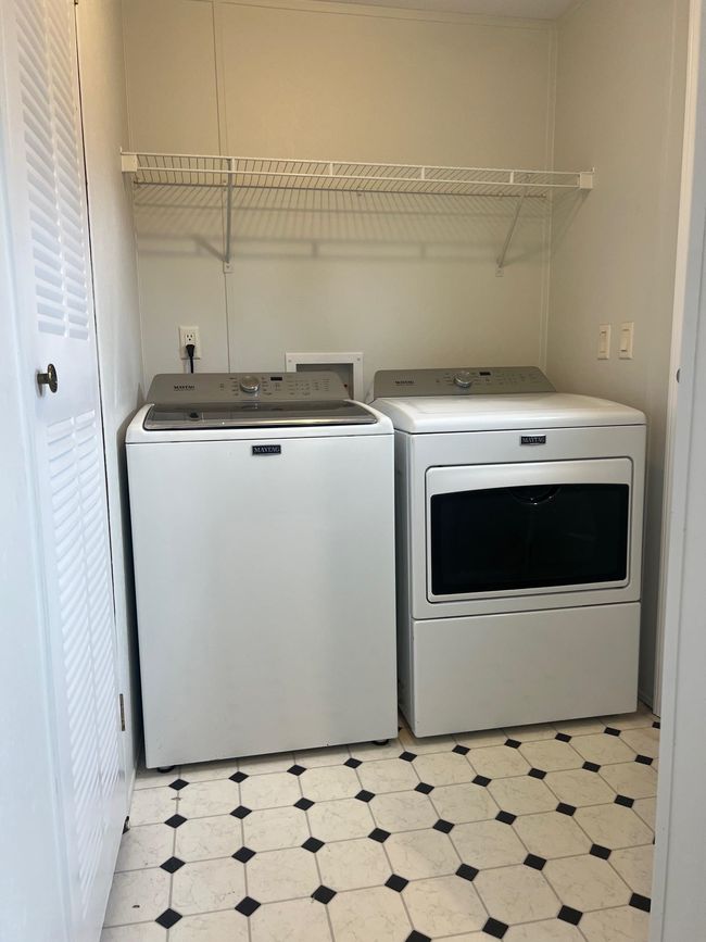 34 N Johnson St, House other with 3 bedrooms, 2 bathrooms and null parking in CRAIGSVILLE VA | Image 13
