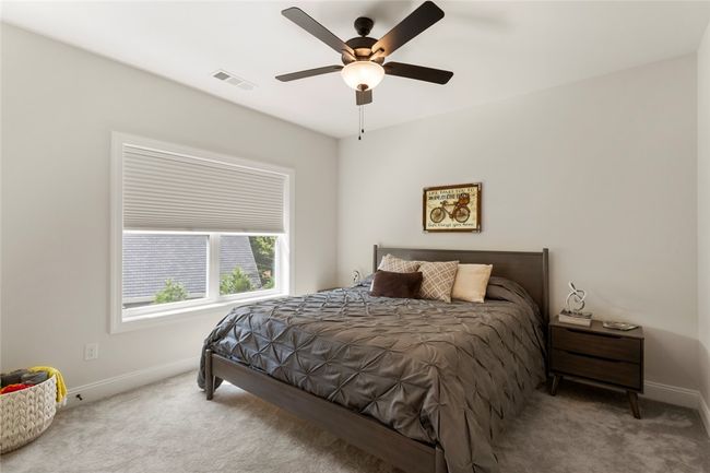 Guest bedroom on main | Image 28