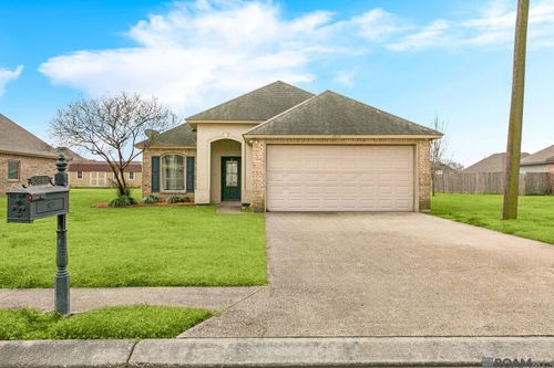 3883 Plantation Ridge Dr, Addis, LA, 70710-2180 | Card Image