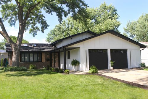 326 Milan Ct, Schaumburg, IL, 60193-2828 | Card Image