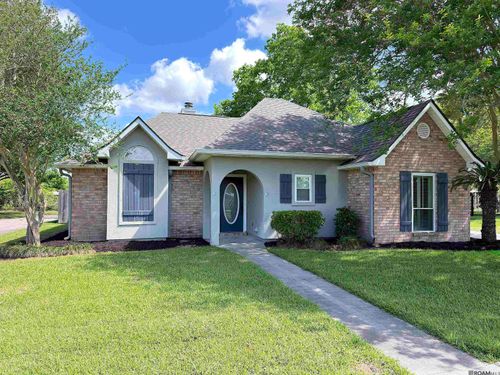 1714 E John Alan St, Gonzales, LA, 70737-4999 | Card Image