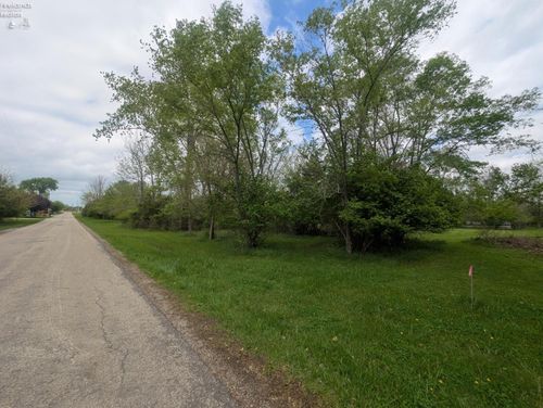 1703 S Dubbert Road, Port Clinton, OH, 43452 | Card Image