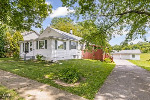 915 S Home Ave, Franklin, IN, 46131-2233 | Card Image