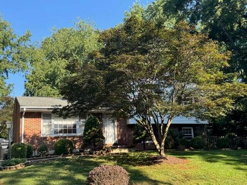 3403 Greencliff Rd, Roanoke, VA, 24018-3707 | Card Image