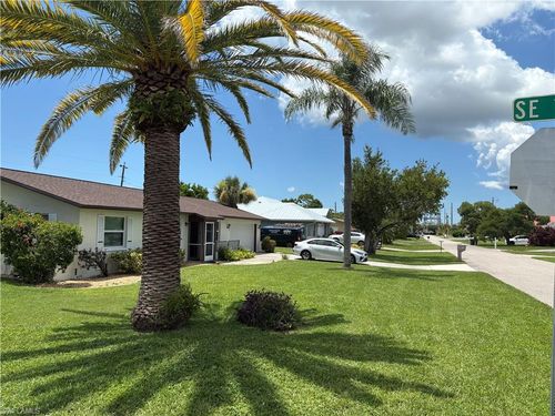 126 Se 40th Ter, CAPE CORAL, FL, 33904-8319 | Card Image