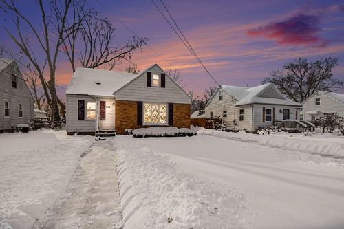 922 Blanchard St Sw, Wyoming, MI, 49509-2812 | Card Image