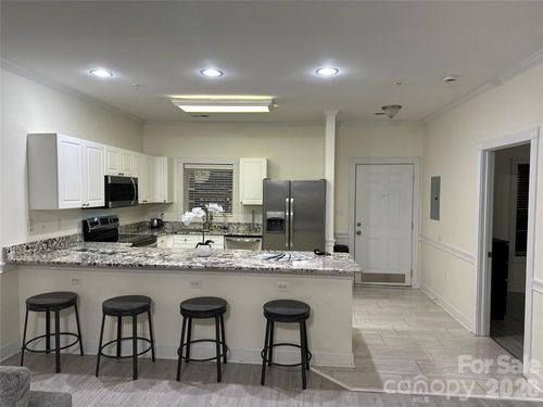 104-9047 Meadow Vista Rd, Charlotte, NC, 28213-5292 | Card Image