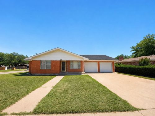 2800 32nd St, Snyder, TX, 79549-4410 | Card Image