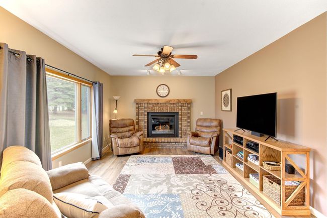 13-web-or-mls-_NEW9362_3_4.jpg | Image 13