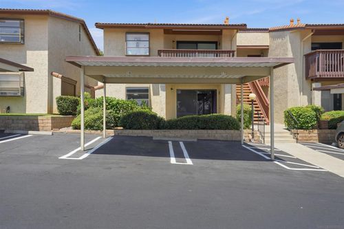 9-440 Citracado Pkwy, Escondido, CA, 92025-6471 | Card Image