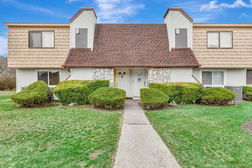 129 Pointe Cir N, Coram, NY, 11727-1536 | Card Image