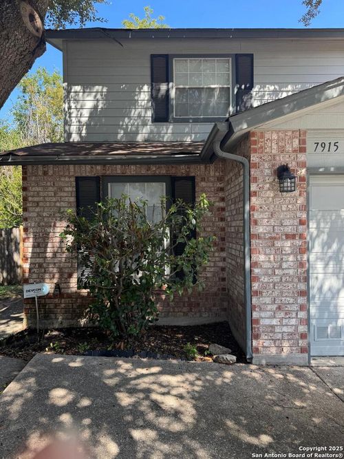 7915 Rustic Park, San Antonio, TX, 78240-5234 | Card Image