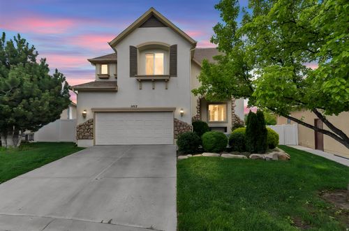 1412 Pinyon Pines Way, South Jordan, UT, 84095-8468 | Card Image