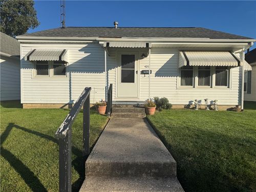 421 S Counts St, Troy, OH, 45373-3628 | Card Image