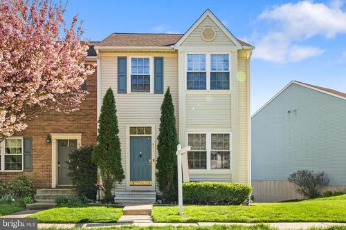 654 Marianne Ln, CATONSVILLE, MD, 21228-4700 | Card Image