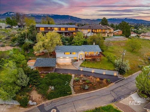 2624 N Hillway Dr, Boise, ID, 83702-0936 | Card Image