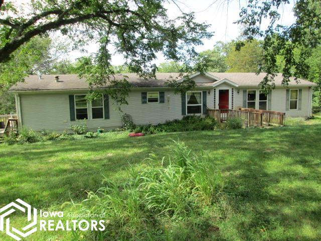 450th St, Chariton, IA 50049