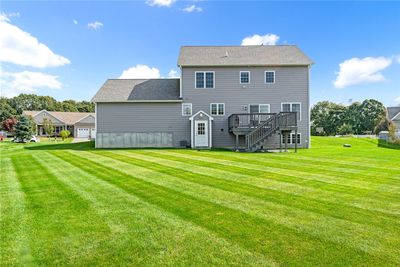 8 Lannister Lane, House other with 3 bedrooms, 2 bathrooms and 6 parking in Seekonk MA | Image 3