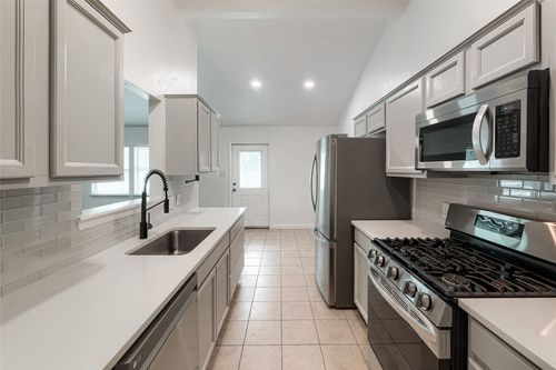 8505 Mayview Drive, Austin, TX, 78724 | Card Image