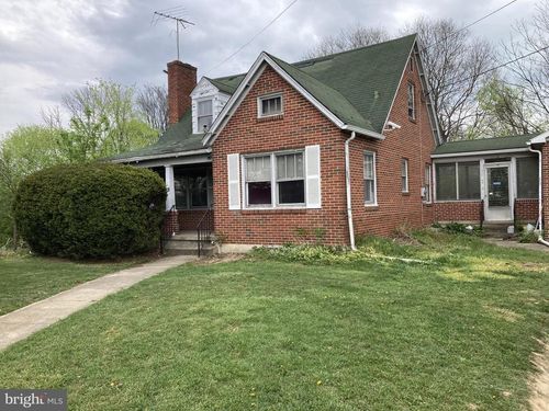 88 Mid Atlantic Pkwy, MARTINSBURG, WV, 25404-3885 | Card Image