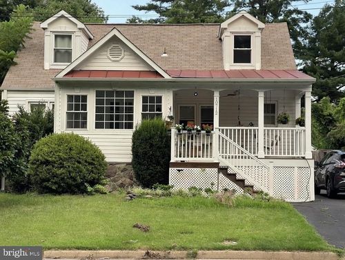 10712 Warwick Ave, Fairfax, VA, 22030-3029 | Card Image