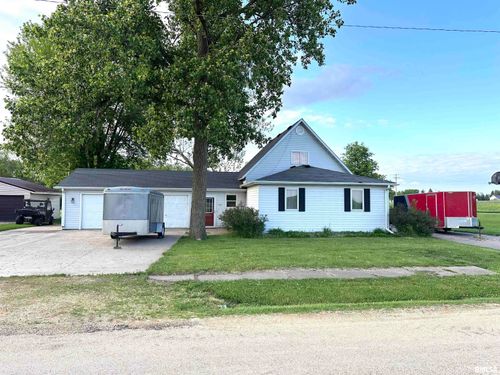 312 E School St, Preston, IA, 52069-9766 | Card Image