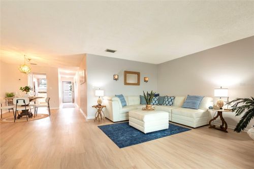 405-5925 Shore Blvd S, Gulfport, FL, 33707-5910 | Card Image