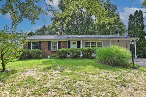 1582 Turquoise Dr, Anderson, OH, 45255-2521 | Card Image