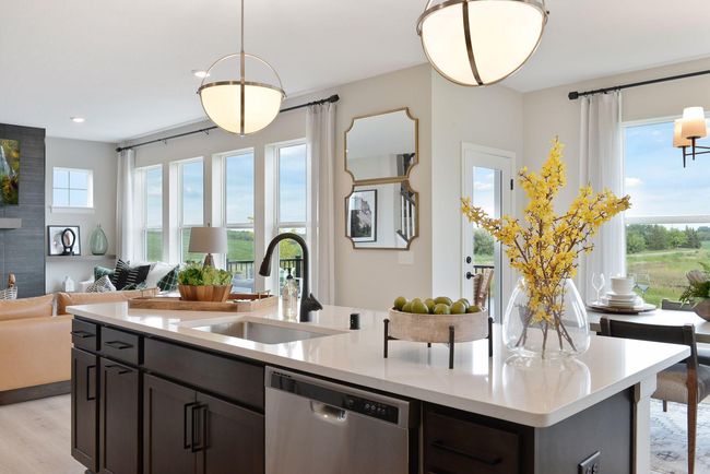 Kitche-model home | Image 10