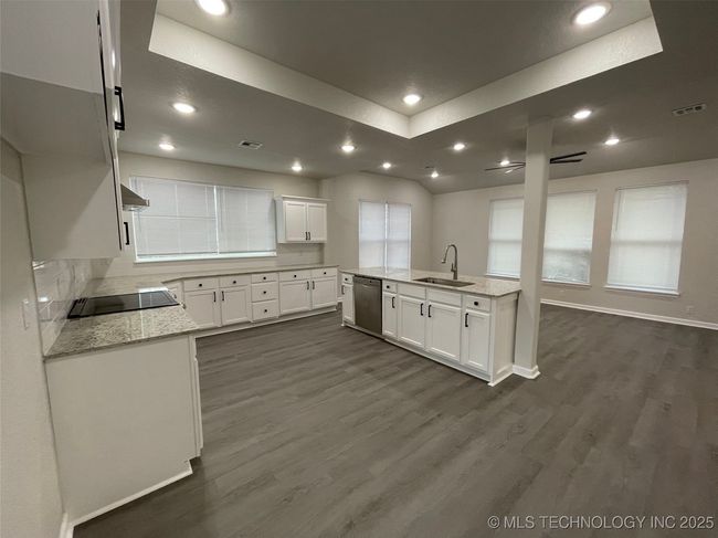 23308 W 171 St St S, House other with 3 bedrooms, 2 bathrooms and null parking in Kellyville OK | Image 23
