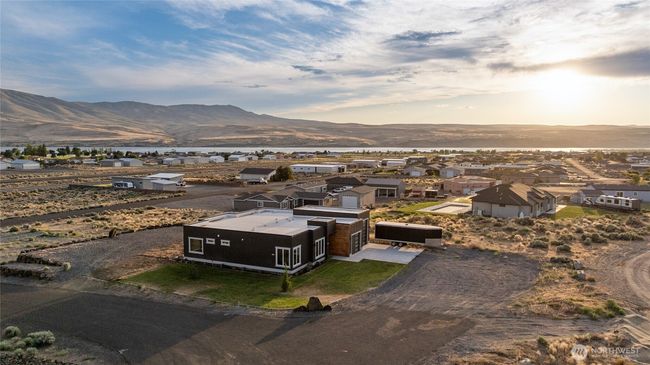 101 Wren Loop N, House other with 3 bedrooms, 3 bathrooms and 3 parking in Mattawa WA | Image 14