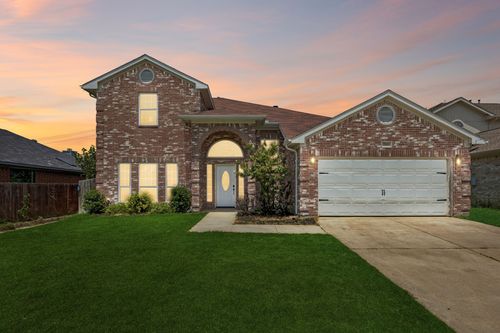 703 Fossil Hill Dr, Arlington, TX, 76002-4446 | Card Image